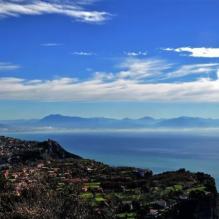 Valle Degli Dei أَجيرولا