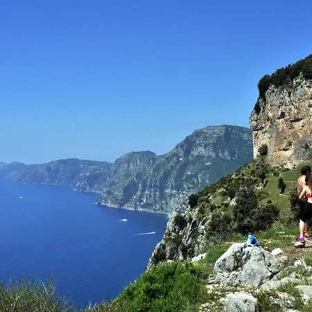 Valle Degli Dei 3*
